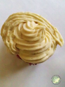 Top of the last cupcake - yes I did forget to take a finished photo.