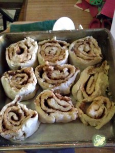 They look really sad in the pan before baking. I admit I was a tad disappointed.