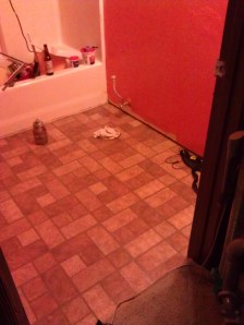 The floor finished!  It took me about 4 hours to do this so it was a little time consuming but I am a HUGE perfectionist so it had to be perfect.