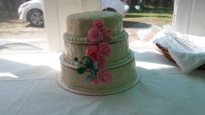 The cake was completely devoured. 